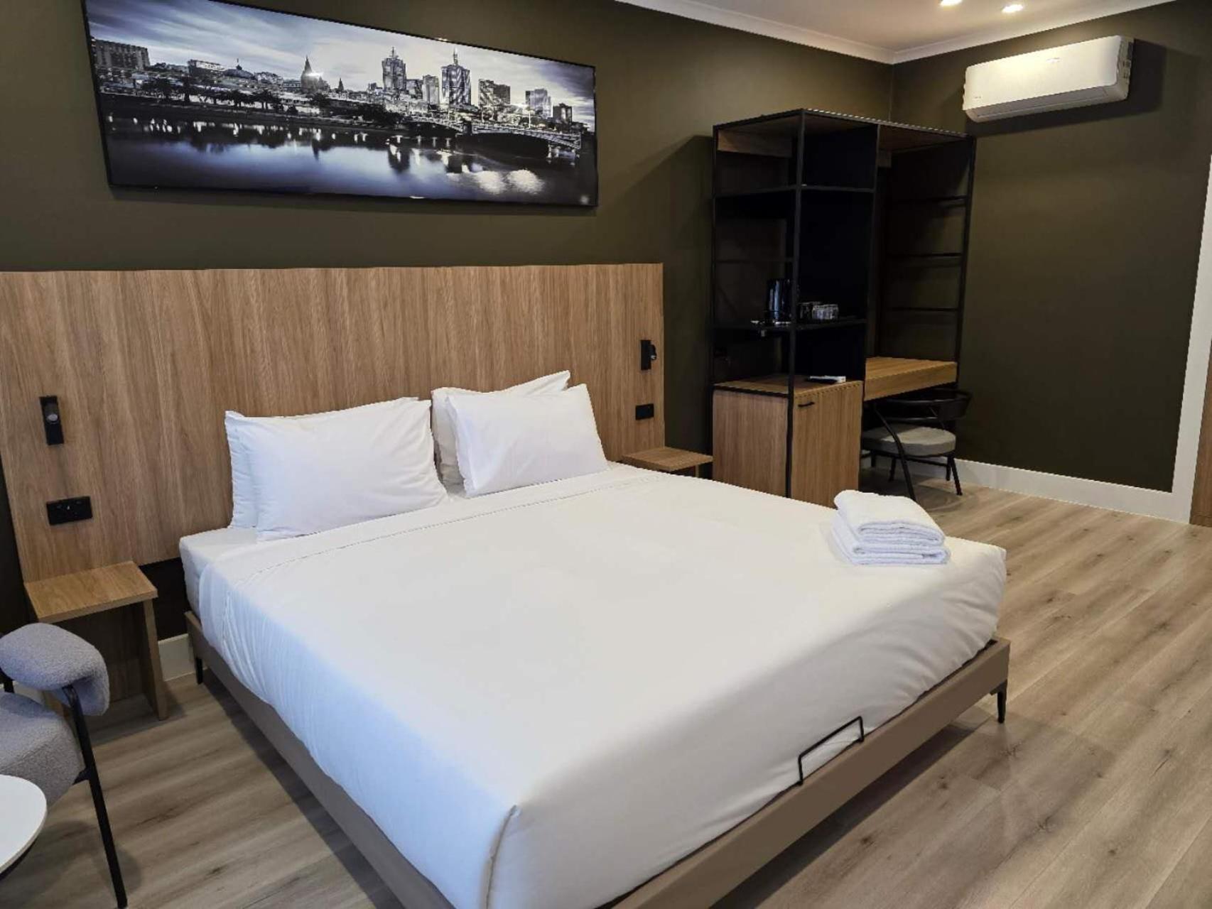 The Parkmore Hotel Мельбурн Екстер'єр фото
