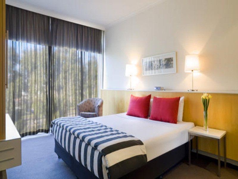 The Parkmore Hotel Мельбурн Екстер'єр фото